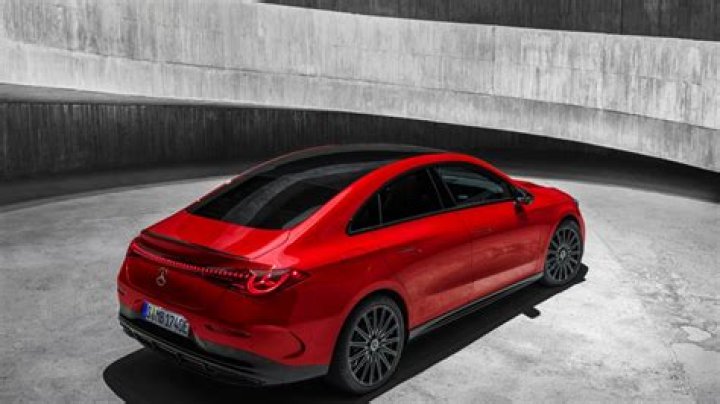 How much is a CLA 250 Mercedes cost?