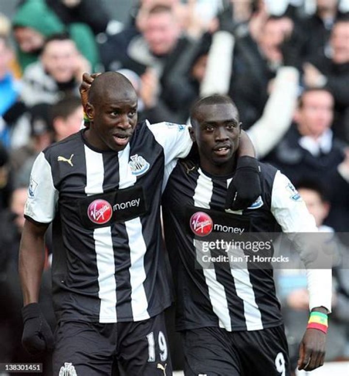 How old is Papiss Demba Cisse?