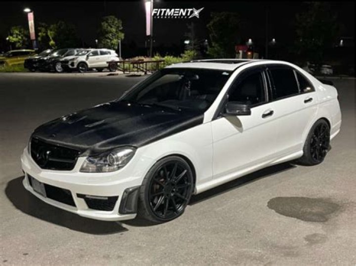 Is a 2014 Mercedes-Benz C300 a good car?