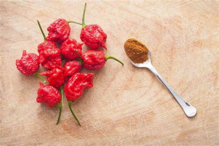 Is a Carolina Reaper a 7 Pot Primo?