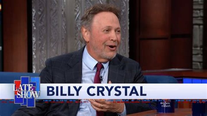 Is Billy Crystal a Clippers fan?