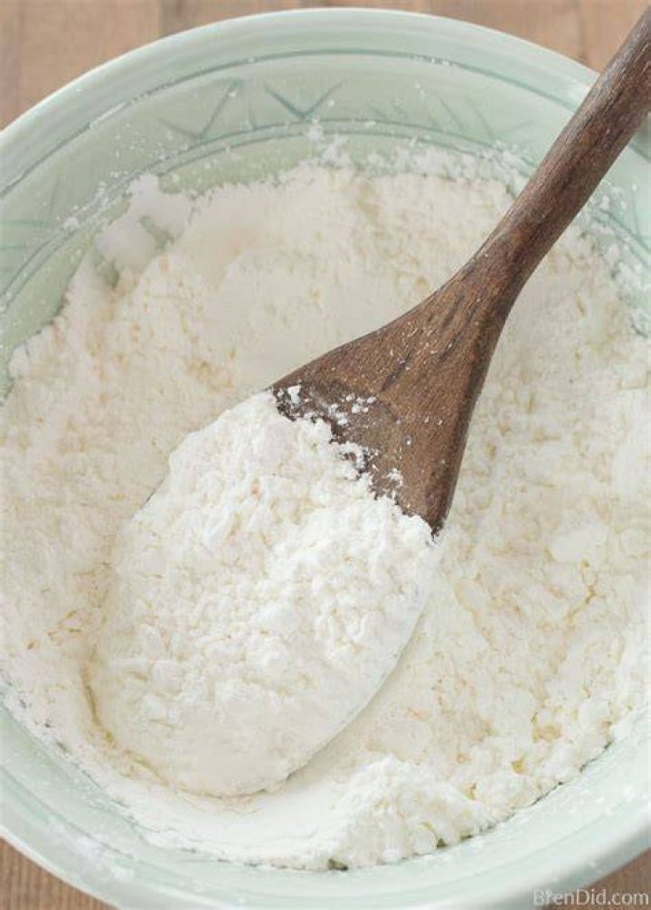Is cornstarch good for cleaning?
