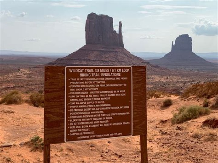 Is hiking allowed in Monument Valley?