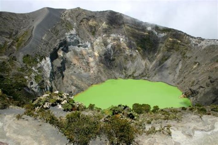 Is Irazu Volcano worth visiting?