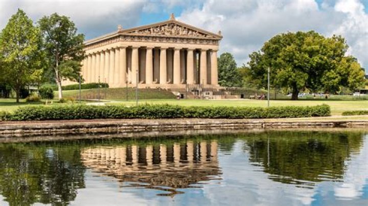 Is Nashville worth visiting in December?