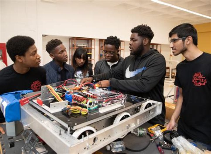 Is NJIT good for electrical engineering?