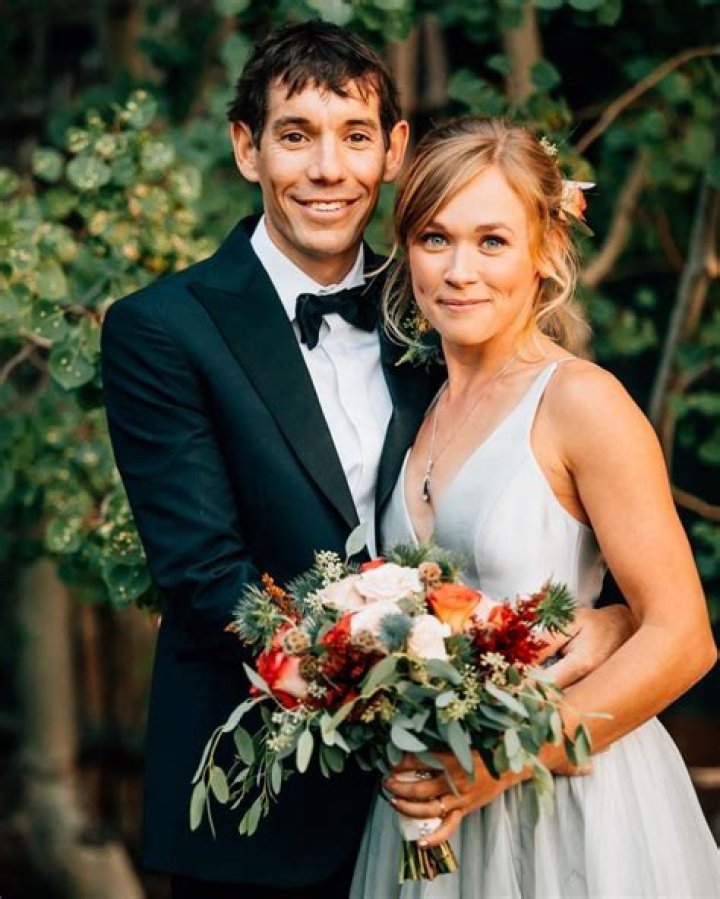 Is Sanni McCandless married to Alex Honnold?