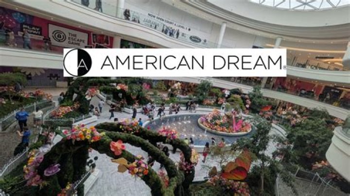 Is the American Dream mall in Miami Open?