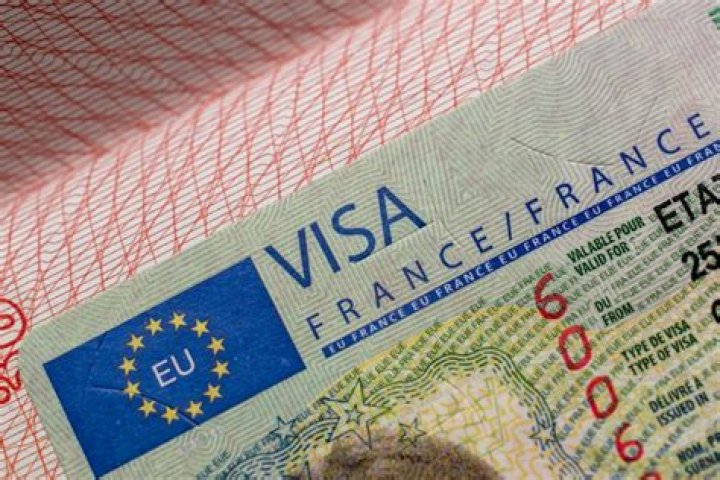 Is UK open for visas?