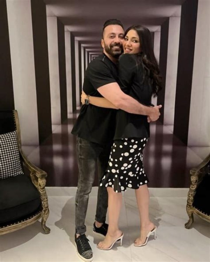 Is Zhalay sarhadi married?