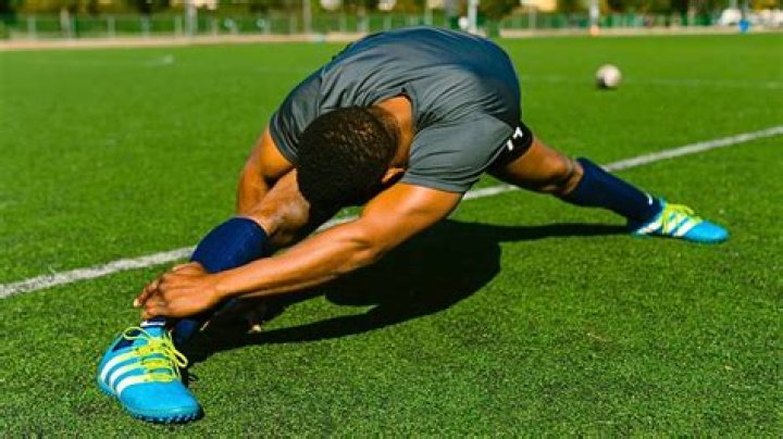 What are some dynamic stretches for football?