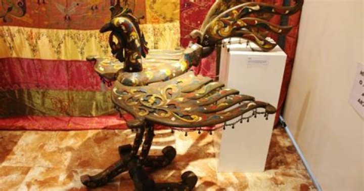 What are the famous sculpture in Asia?