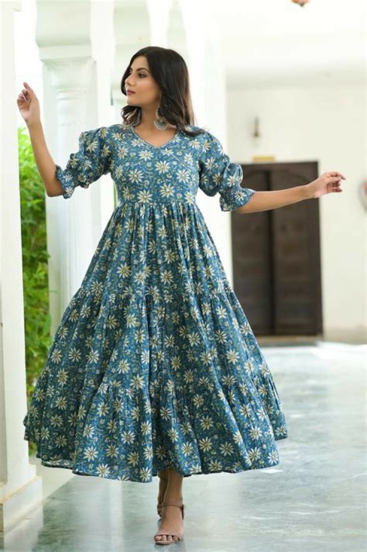 What are the latest and stylish frock design for women?