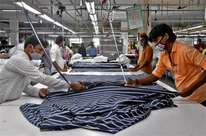 What are the main problems in the clothing manufacturing industry in developing countries?