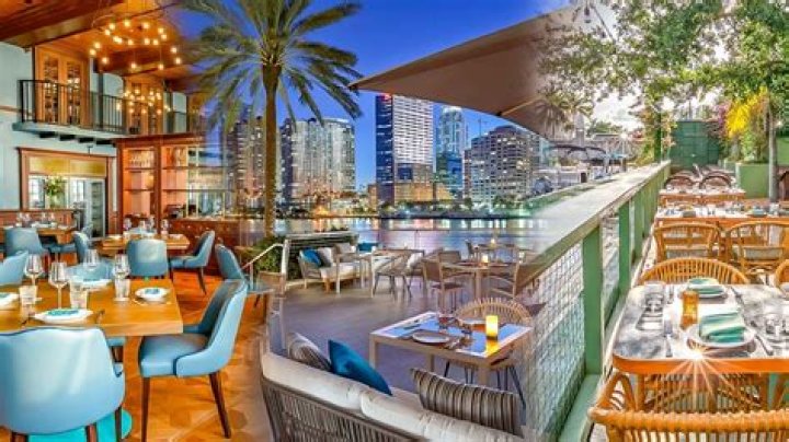 What are the most popular restaurants in Miami?