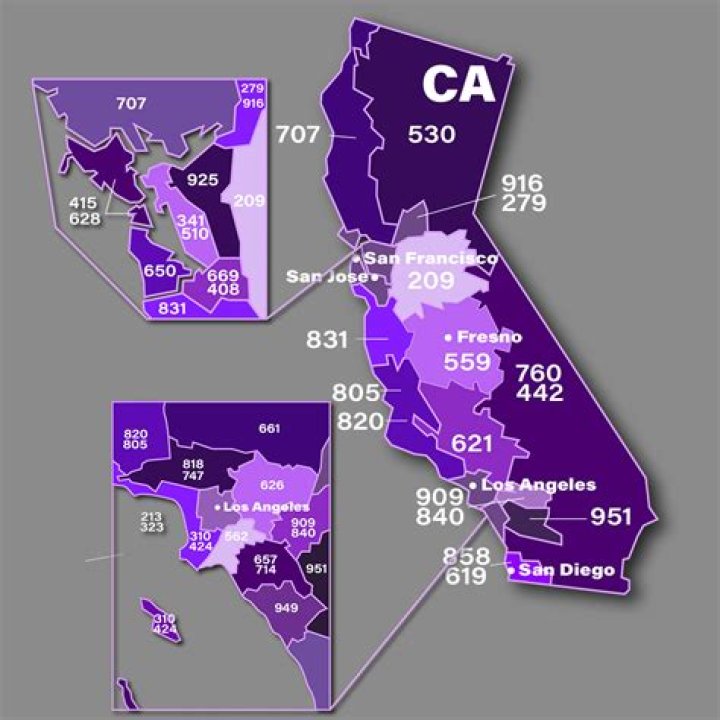 What area code is 75211?