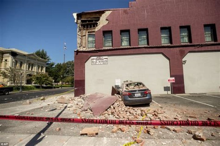 What caused the 2014 Napa earthquake?