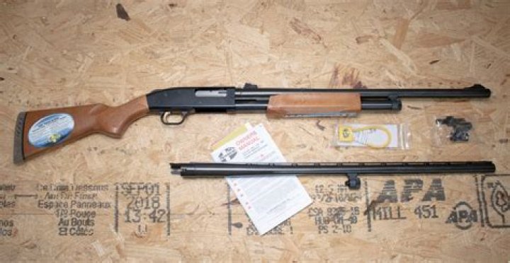 What chokes come with a Mossberg 500?