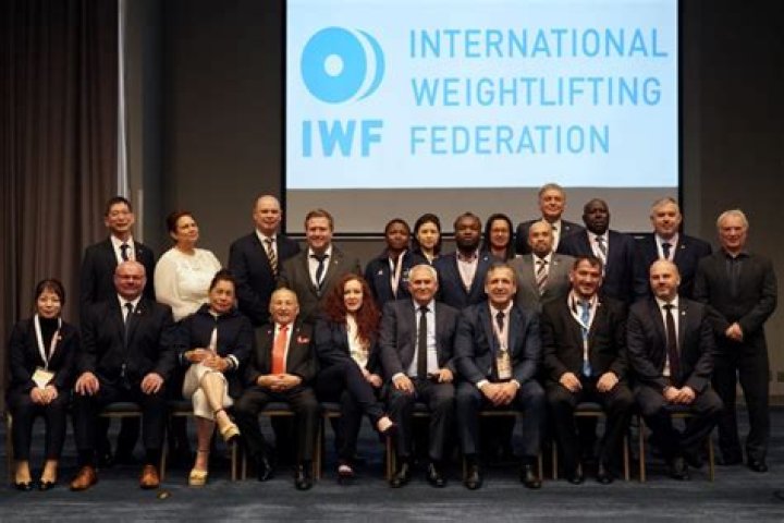 What does the international weightlifting federation do?
