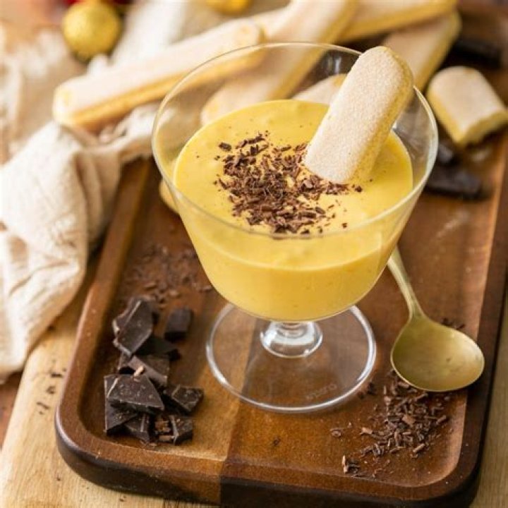 What does Zabaione taste like?