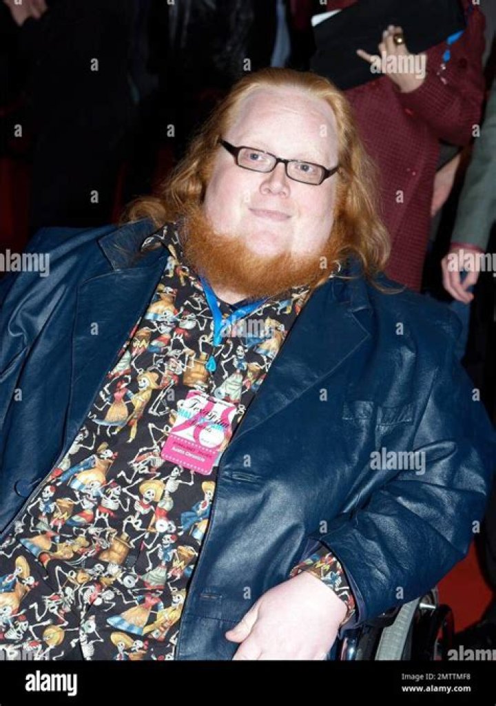 What happened harry Knowles?