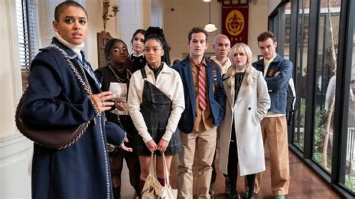 What happened in season 2 episode 13 of Gossip Girl?