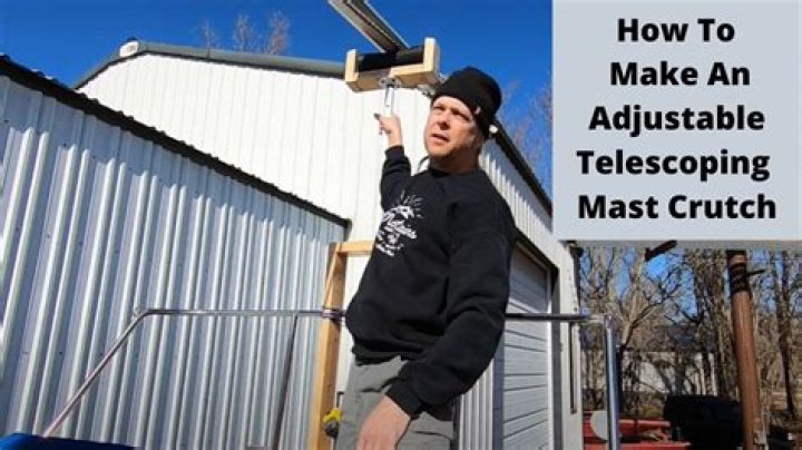 What is a mast crutch?