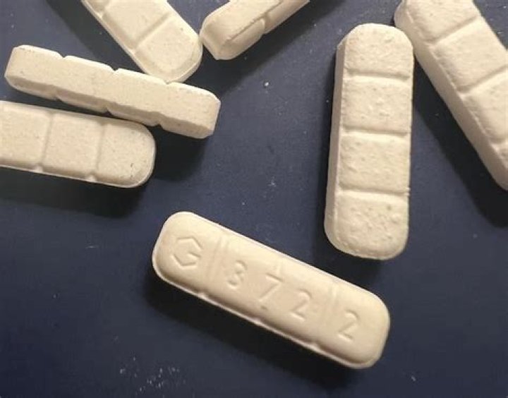 What is a white pill with G 3722 on it?