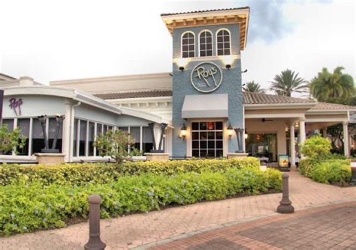 What is Aloha Hour at Roys?