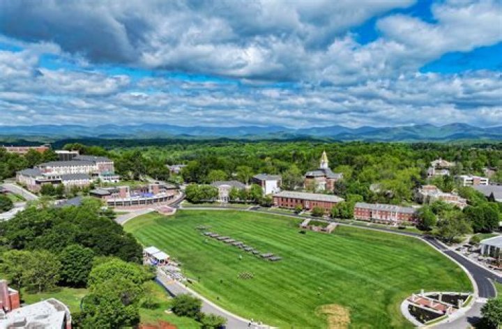 What is Dahlonega Georgia best known for?