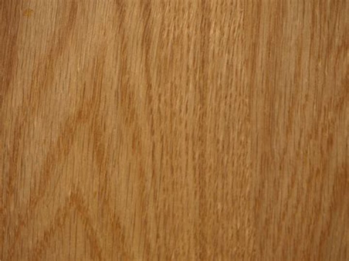 What is oak wood used for?