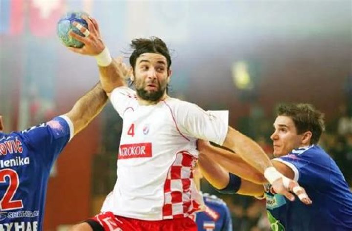 What is the best handball ball?
