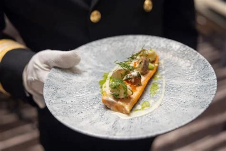 What is the food like on Hurtigruten ships?