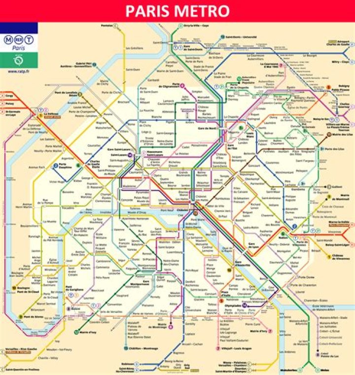 What is the main Metro station in Paris?