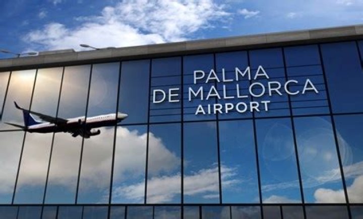 What is the name of the airport in Mallorca?