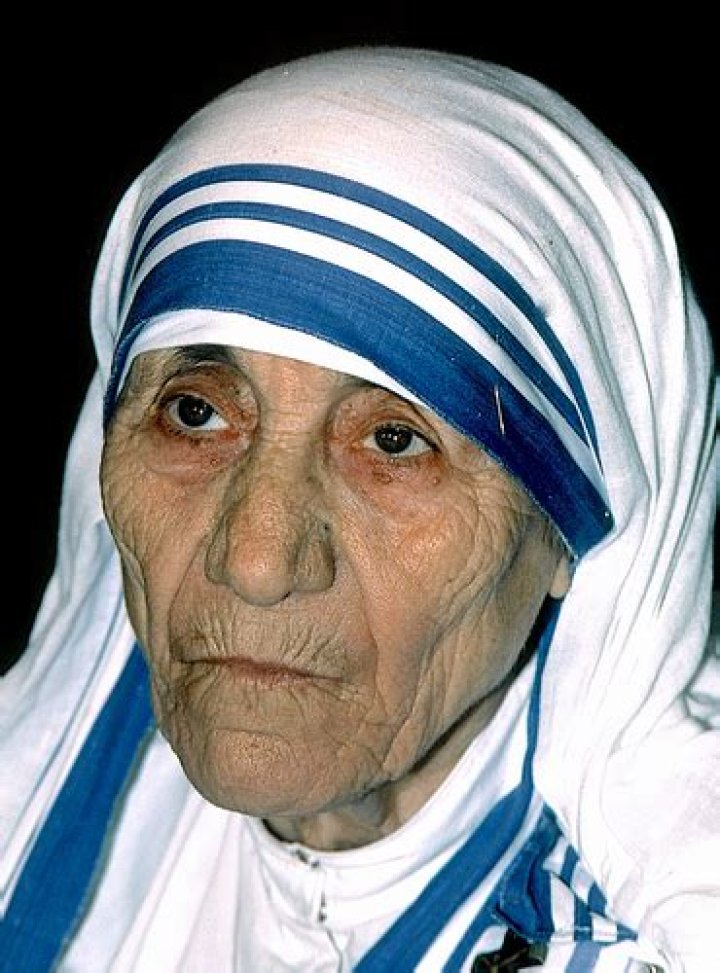 What is the timeline of Mother Teresa?