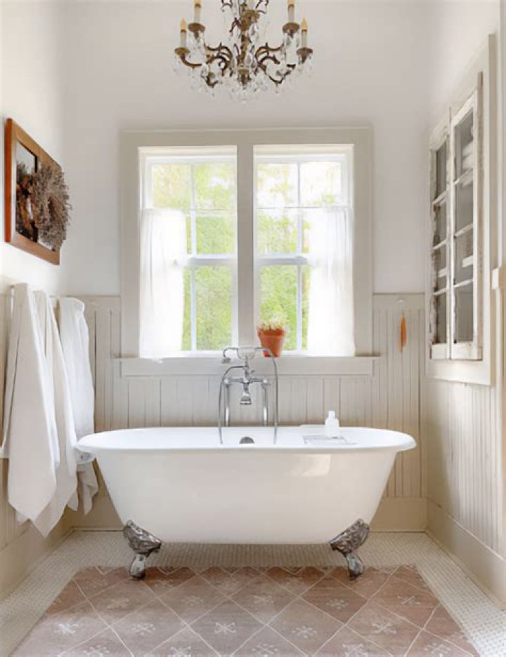 What is the value of a clawfoot tub?