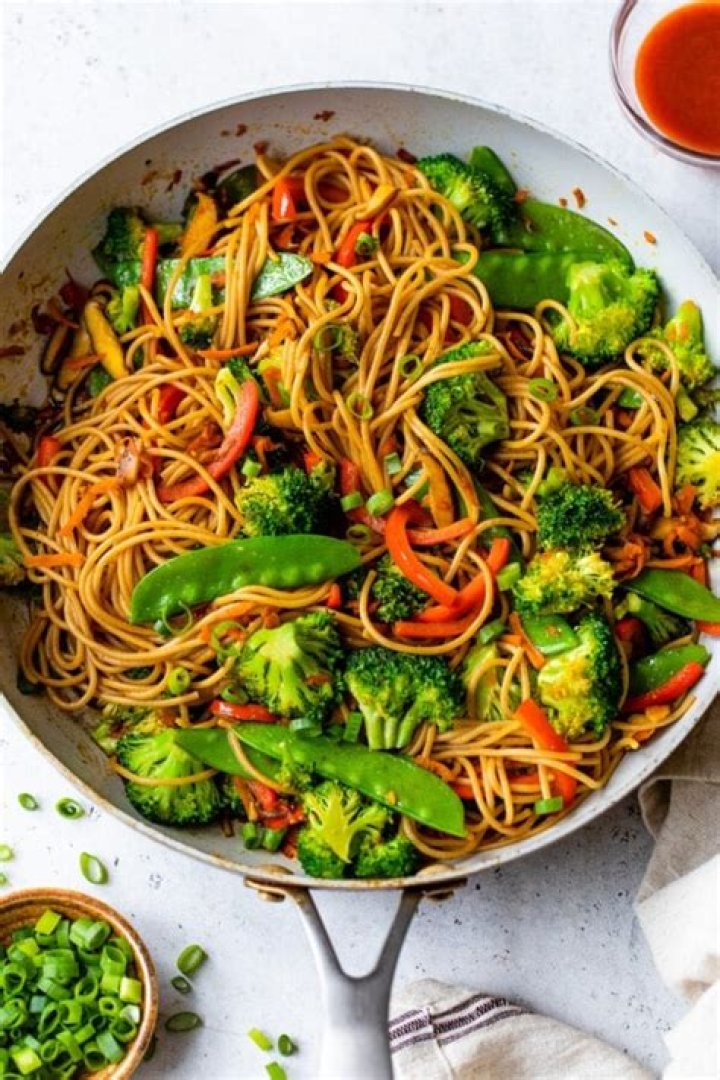 What is vegan lo mein?