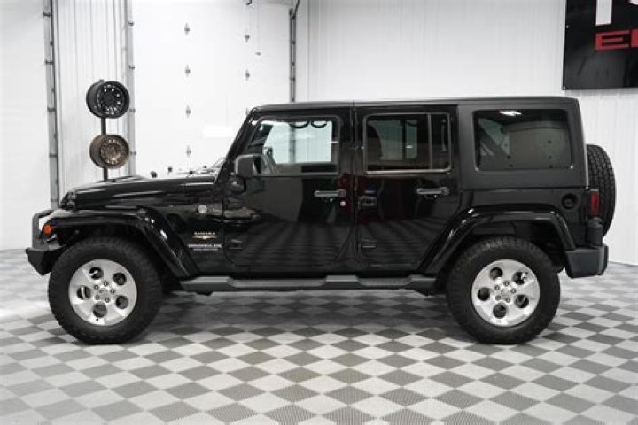 What kind of car is the 2014 Jeep Wrangler Unlimited?