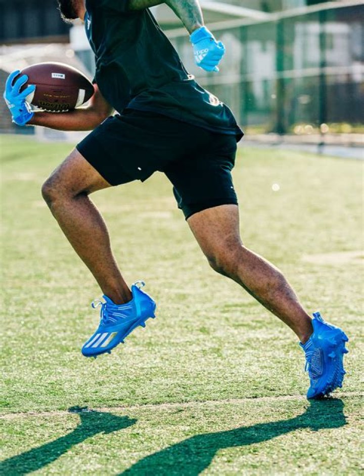 What kind of cleats do you wear for flag football?
