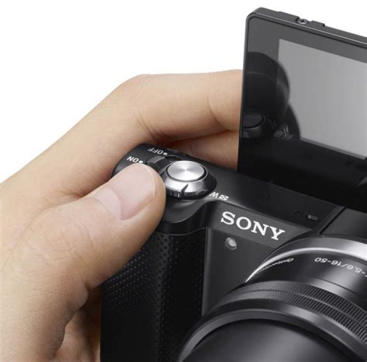What mount does Sony a5000 have?