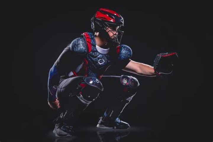 What pros wear EvoShield?