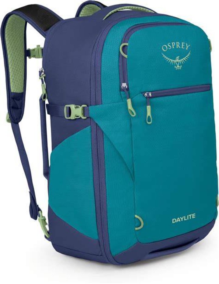 What size water bladder fits in Osprey Daylite?