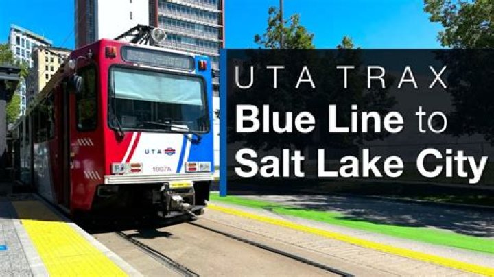 What time does UTA TRAX start running?