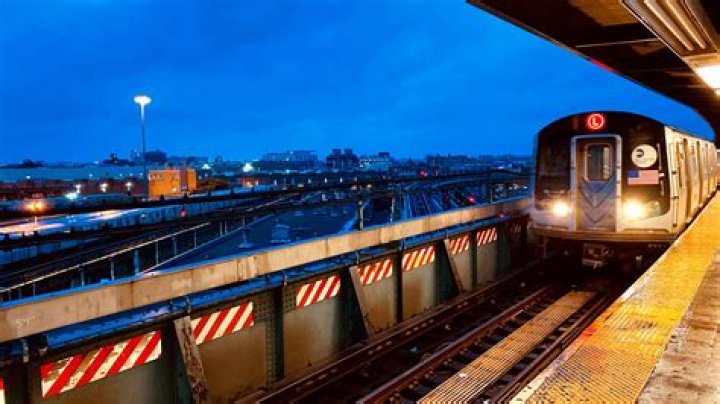 What train goes to Broadway Junction?