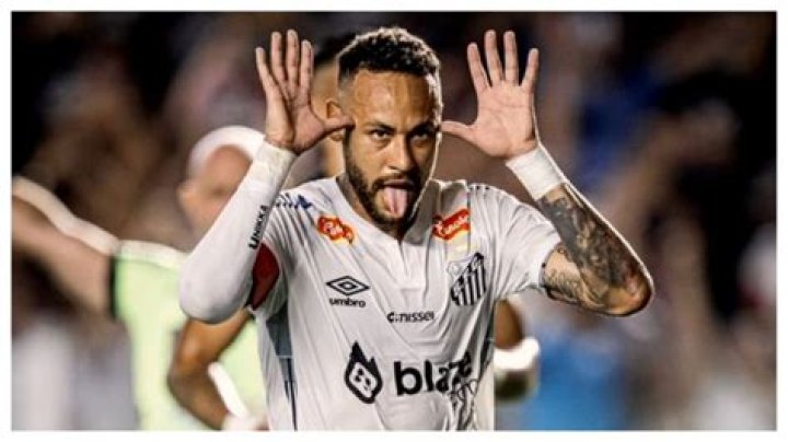 What was Neymar number at Santos?