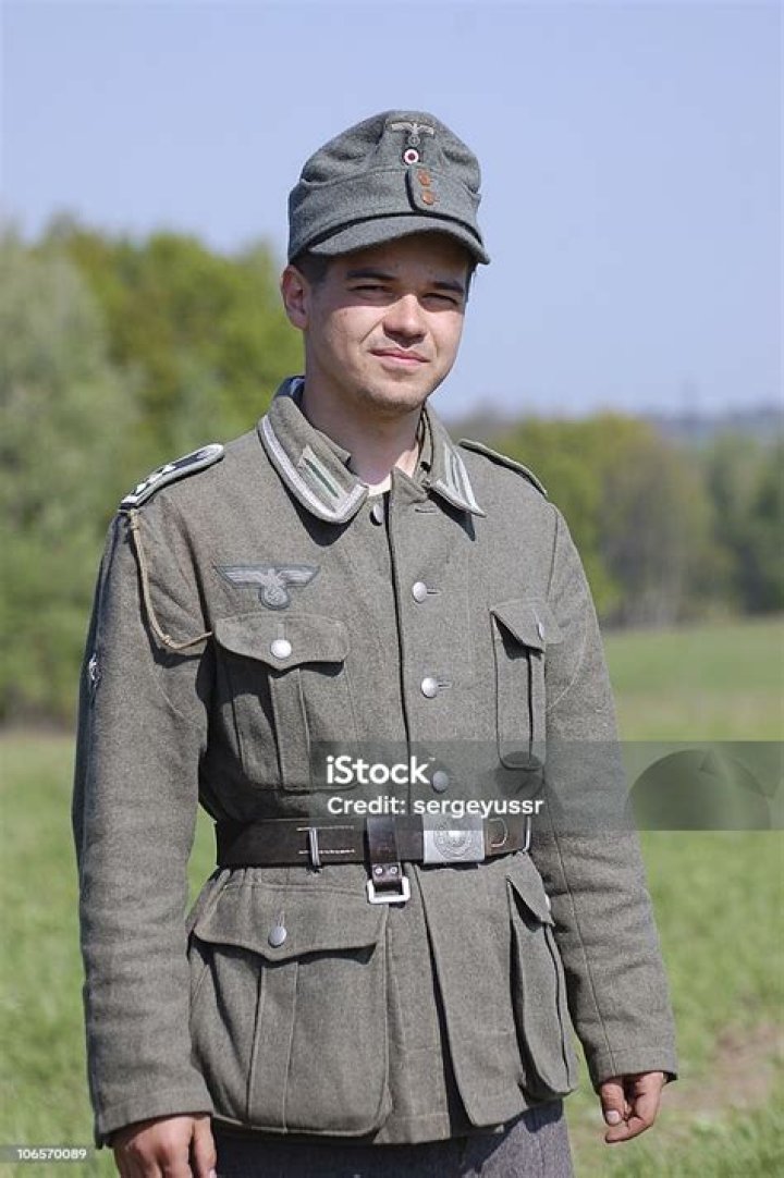 What were German ww2 uniforms made of?