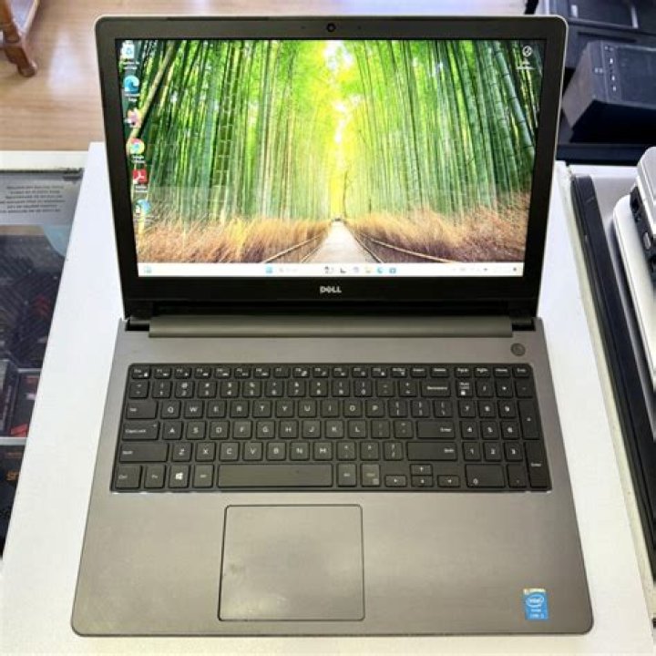 What year is Dell Inspiron 5558?