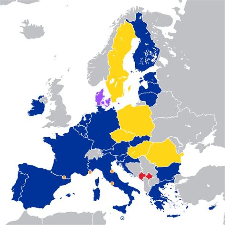 When did Slovenia get the euro?