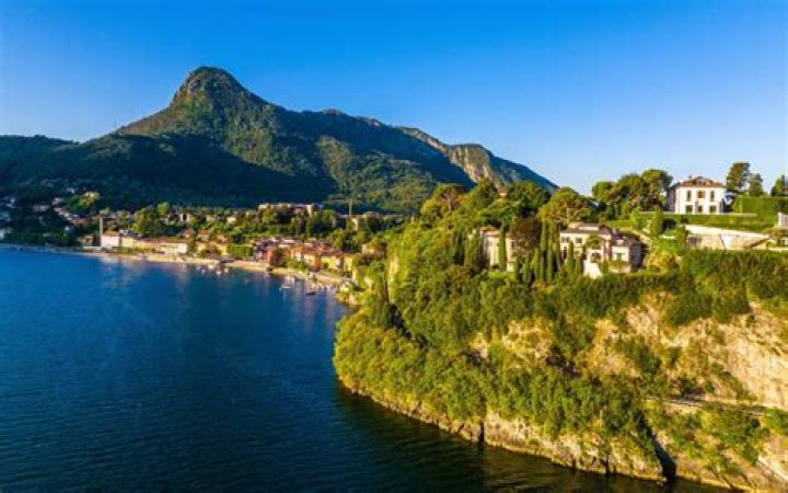 Where does I promessi sposi take place?